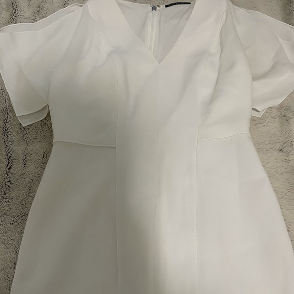 Elie Tahari V-neck open sleeve dress - Picture 12 of 16